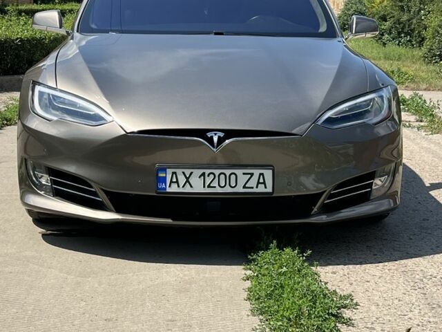 Коричневый Тесла Модель С, объемом двигателя 0 л и пробегом 170 тыс. км за 17999 $, фото 1 на Automoto.ua