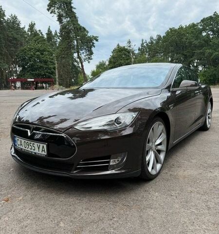 Коричневый Тесла Модель С, объемом двигателя 0 л и пробегом 152 тыс. км за 15750 $, фото 1 на Automoto.ua