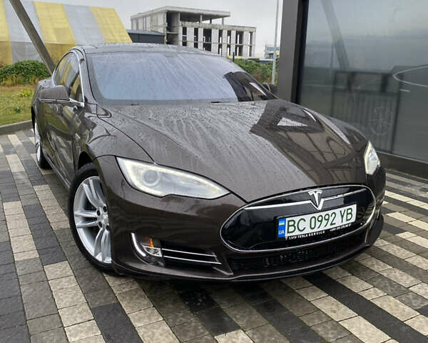 Коричневый Тесла Модель С, объемом двигателя 0 л и пробегом 110 тыс. км за 12800 $, фото 1 на Automoto.ua