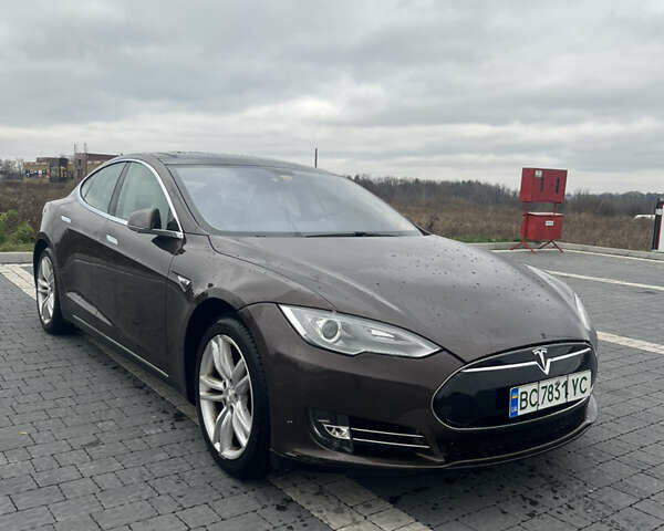 Коричневий Тесла Модель С, об'ємом двигуна 0 л та пробігом 301 тис. км за 9050 $, фото 1 на Automoto.ua