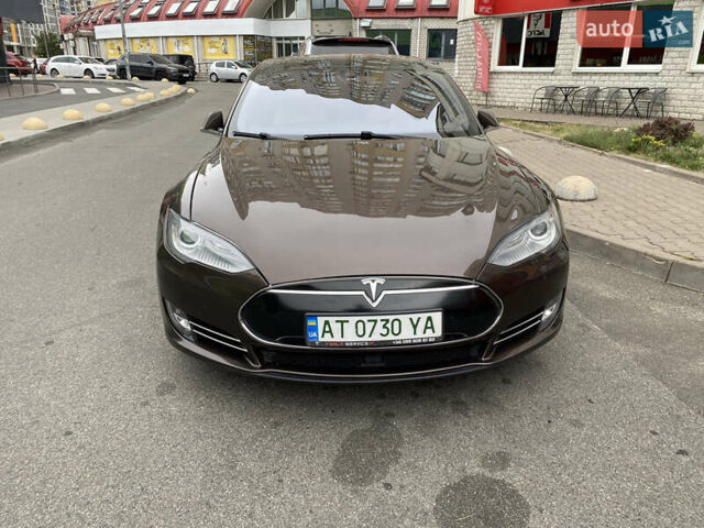 Коричневий Тесла Модель С, об'ємом двигуна 0 л та пробігом 119 тис. км за 14333 $, фото 1 на Automoto.ua