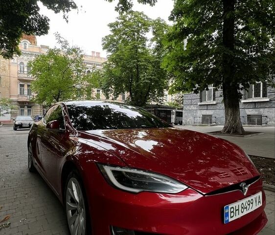 Червоний Тесла Модель С, об'ємом двигуна 0 л та пробігом 240 тис. км за 16500 $, фото 1 на Automoto.ua