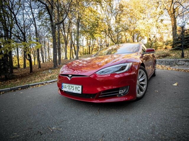 Червоний Тесла Модель С, об'ємом двигуна 0 л та пробігом 122 тис. км за 18500 $, фото 1 на Automoto.ua