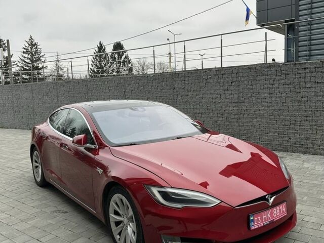 Красный Тесла Модель С, объемом двигателя 0 л и пробегом 226 тыс. км за 13800 $, фото 1 на Automoto.ua