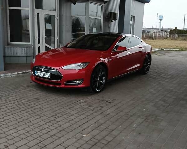 Красный Тесла Модель С, объемом двигателя 0 л и пробегом 300 тыс. км за 11000 $, фото 1 на Automoto.ua