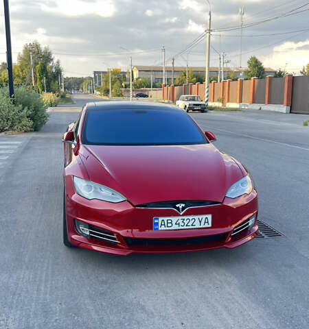 Червоний Тесла Модель С, об'ємом двигуна 0 л та пробігом 194 тис. км за 16000 $, фото 1 на Automoto.ua
