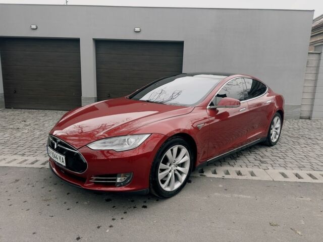 Червоний Тесла Модель С, об'ємом двигуна 0 л та пробігом 160 тис. км за 14900 $, фото 1 на Automoto.ua
