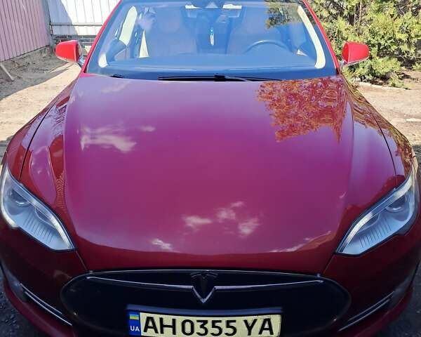 Червоний Тесла Модель С, об'ємом двигуна 0 л та пробігом 254 тис. км за 16000 $, фото 1 на Automoto.ua