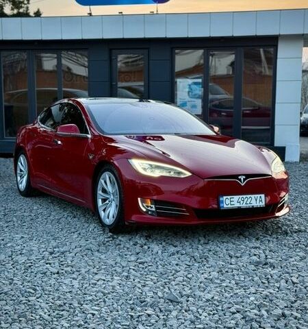 Красный Тесла Модель С, объемом двигателя 0 л и пробегом 161 тыс. км за 15900 $, фото 1 на Automoto.ua