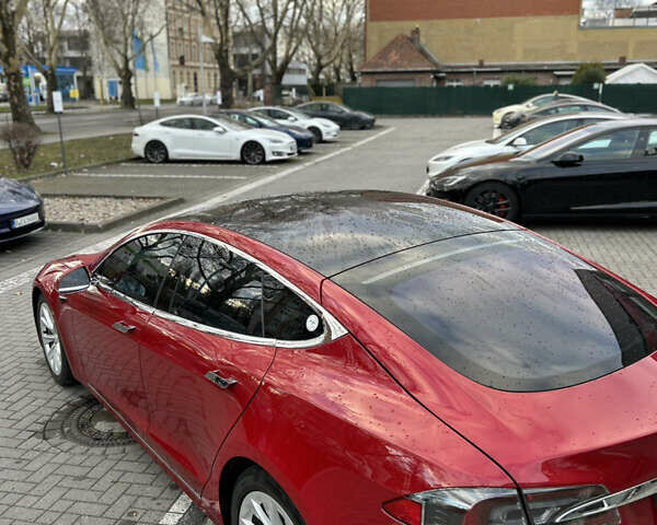 Червоний Тесла Модель С, об'ємом двигуна 0 л та пробігом 110 тис. км за 20500 $, фото 1 на Automoto.ua