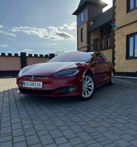 Красный Тесла Модель С, объемом двигателя 0 л и пробегом 188 тыс. км за 15400 $, фото 1 на Automoto.ua