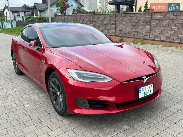 Червоний Тесла Модель С, об'ємом двигуна 0 л та пробігом 190 тис. км за 19000 $, фото 1 на Automoto.ua