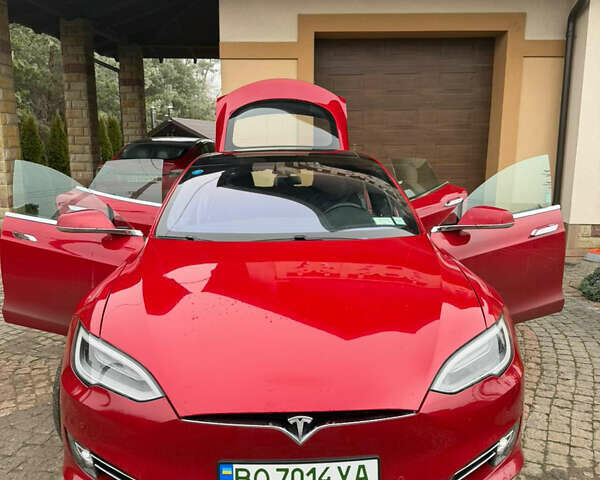 Червоний Тесла Модель С, об'ємом двигуна 0 л та пробігом 90 тис. км за 17900 $, фото 1 на Automoto.ua