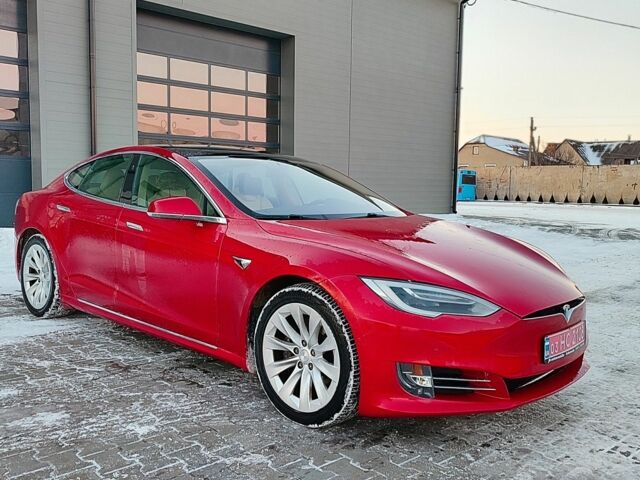 Червоний Тесла Модель С, об'ємом двигуна 0 л та пробігом 255 тис. км за 15330 $, фото 1 на Automoto.ua
