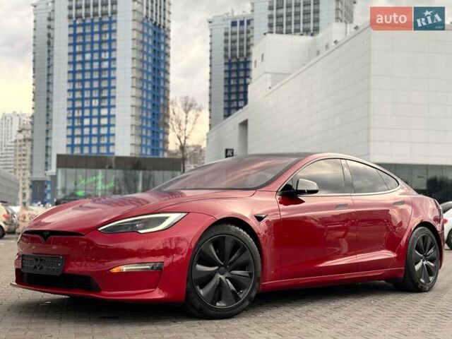 Красный Тесла Модель С, объемом двигателя 0 л и пробегом 20 тыс. км за 38900 $, фото 1 на Automoto.ua
