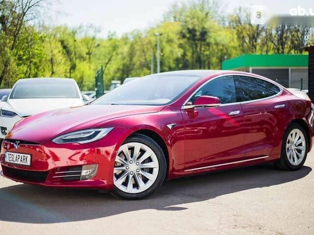 Тесла Модель С 2017 у Києві на Automoto.ua Тесла Модель С, об'ємом двигуна 0 л та пробігом 59 тис. км за 44999 $, фото 1 на Automoto.ua