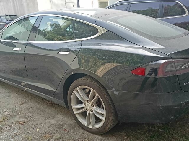 Тесла Модель С, об'ємом двигуна 0 л та пробігом 124 тис. км за 11800 $, фото 1 на Automoto.ua