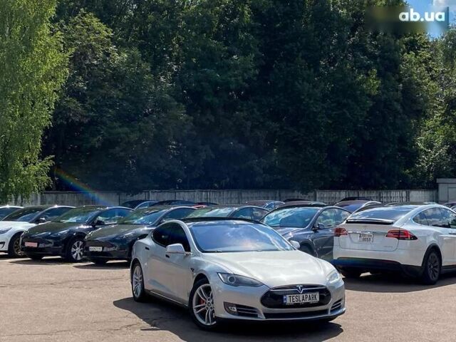 Тесла Модель С, объемом двигателя 0 л и пробегом 179 тыс. км за 14500 $, фото 1 на Automoto.ua