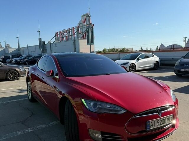 Тесла Модель С, объемом двигателя 0 л и пробегом 330 тыс. км за 11800 $, фото 1 на Automoto.ua