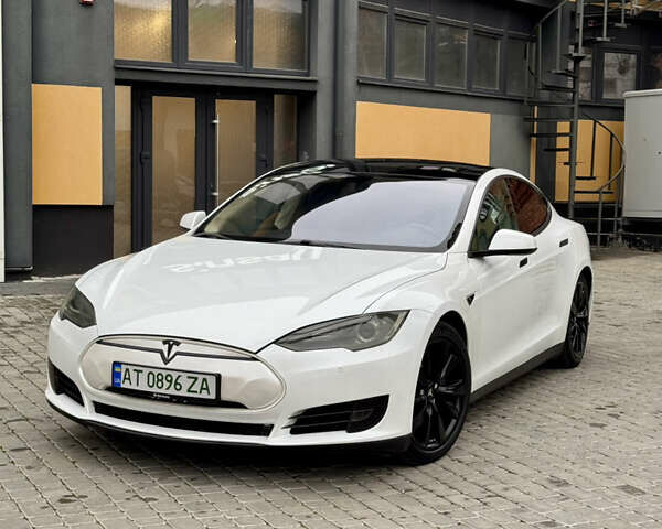 Тесла Модель С, объемом двигателя 0 л и пробегом 285 тыс. км за 13000 $, фото 1 на Automoto.ua