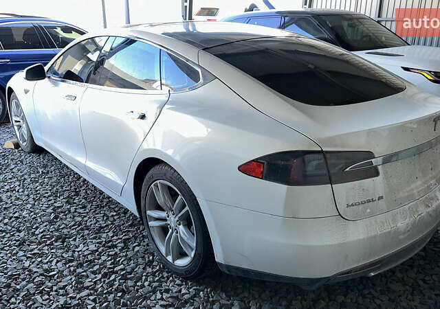 Тесла Модель С, объемом двигателя 0 л и пробегом 205 тыс. км за 7999 $, фото 1 на Automoto.ua