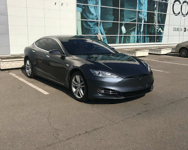Тесла Модель С, объемом двигателя 0 л и пробегом 200 тыс. км за 13000 $, фото 1 на Automoto.ua