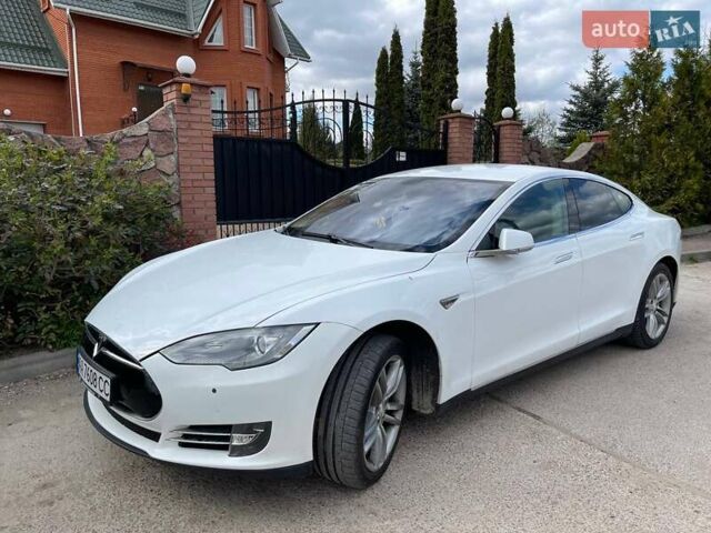 Тесла Модель С, объемом двигателя 0 л и пробегом 158 тыс. км за 14299 $, фото 1 на Automoto.ua