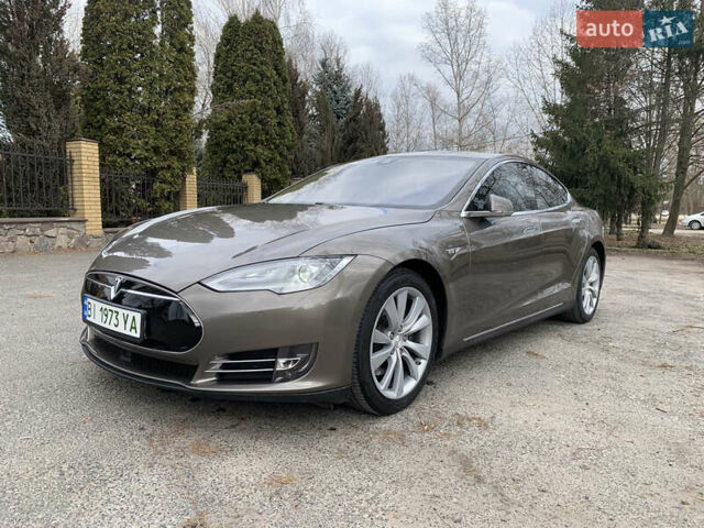 Тесла Модель С, объемом двигателя 0 л и пробегом 94 тыс. км за 25999 $, фото 1 на Automoto.ua