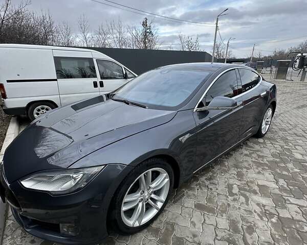 Тесла Модель С, объемом двигателя 0 л и пробегом 124 тыс. км за 20000 $, фото 1 на Automoto.ua