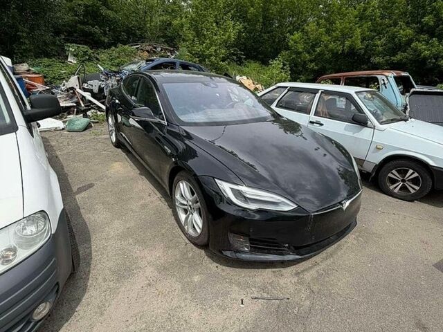 Тесла Модель С, объемом двигателя 0 л и пробегом 80 тыс. км за 12000 $, фото 1 на Automoto.ua