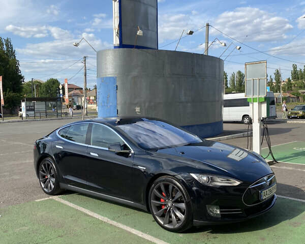 Тесла Модель С, объемом двигателя 0 л и пробегом 210 тыс. км за 25500 $, фото 1 на Automoto.ua