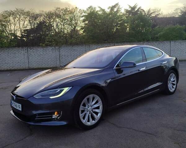 Тесла Модель С, объемом двигателя 0 л и пробегом 180 тыс. км за 23500 $, фото 1 на Automoto.ua