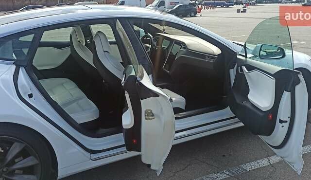 Тесла Модель С, объемом двигателя 0 л и пробегом 91 тыс. км за 22900 $, фото 1 на Automoto.ua
