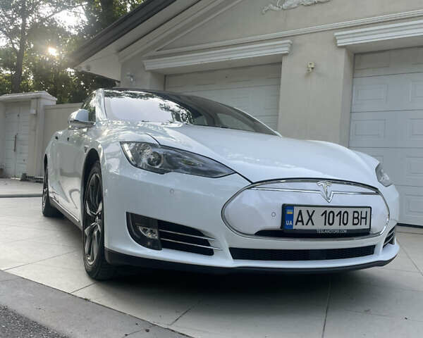 Тесла Модель С, объемом двигателя 0 л и пробегом 36 тыс. км за 26000 $, фото 1 на Automoto.ua