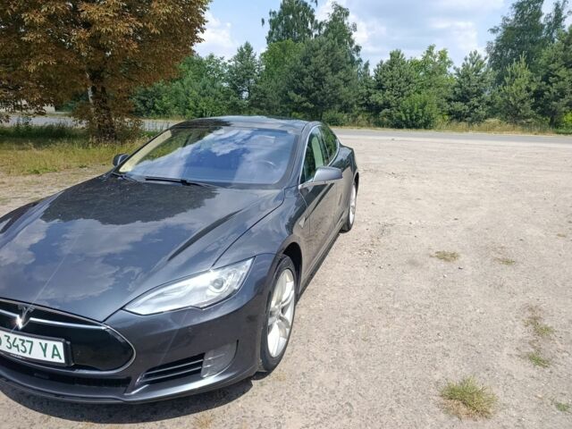 Сірий Тесла Модель С, об'ємом двигуна 0 л та пробігом 240 тис. км за 13832 $, фото 1 на Automoto.ua