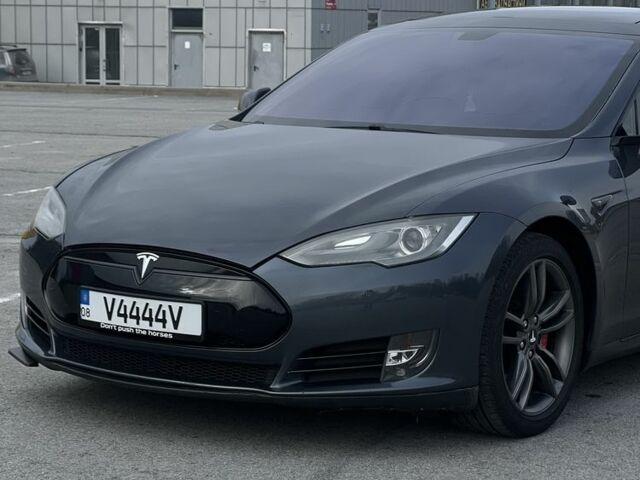 Сірий Тесла Модель С, об'ємом двигуна 0 л та пробігом 146 тис. км за 14500 $, фото 1 на Automoto.ua