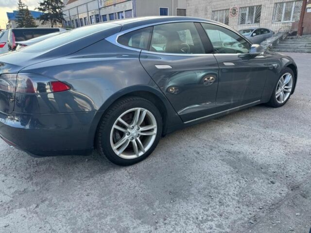 Сірий Тесла Модель С, об'ємом двигуна 0 л та пробігом 270 тис. км за 15500 $, фото 1 на Automoto.ua