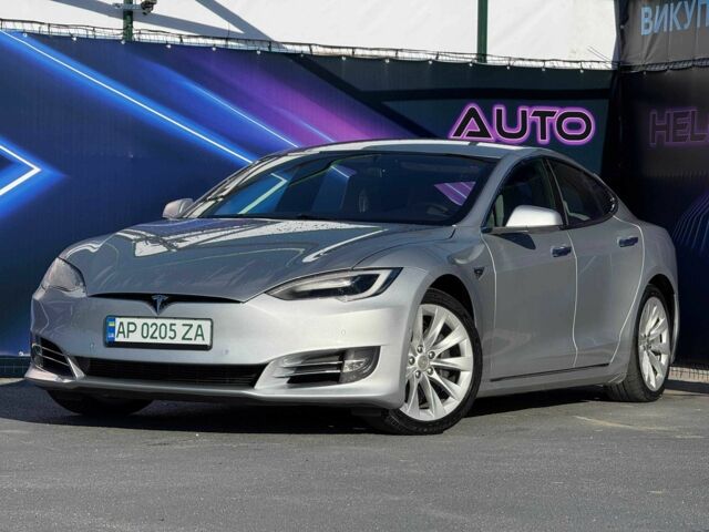 Сірий Тесла Модель С, об'ємом двигуна 0 л та пробігом 112 тис. км за 18499 $, фото 1 на Automoto.ua