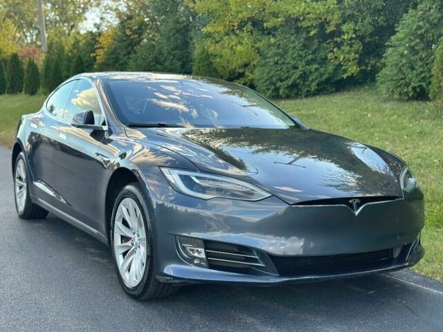 Сірий Тесла Модель С, об'ємом двигуна 0 л та пробігом 39 тис. км за 9000 $, фото 1 на Automoto.ua
