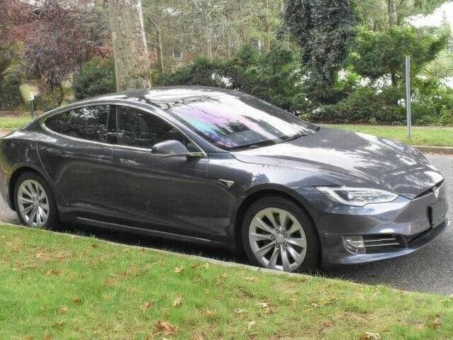 Сірий Тесла Модель С, об'ємом двигуна 0 л та пробігом 78 тис. км за 13500 $, фото 1 на Automoto.ua