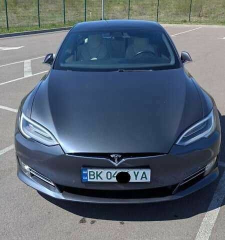 Сірий Тесла Модель С, об'ємом двигуна 0 л та пробігом 48 тис. км за 9600 $, фото 1 на Automoto.ua