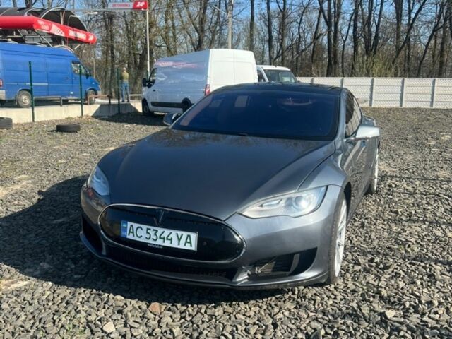 Серый Тесла Модель С, объемом двигателя 0 л и пробегом 120 тыс. км за 11400 $, фото 1 на Automoto.ua