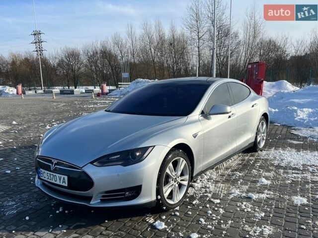 Серый Тесла Модель С, объемом двигателя 0 л и пробегом 310 тыс. км за 13300 $, фото 1 на Automoto.ua