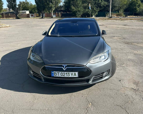 Сірий Тесла Модель С, об'ємом двигуна 0 л та пробігом 270 тис. км за 14000 $, фото 1 на Automoto.ua