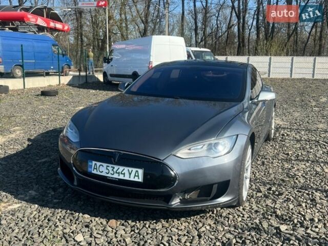 Серый Тесла Модель С, объемом двигателя 0 л и пробегом 120 тыс. км за 11800 $, фото 1 на Automoto.ua