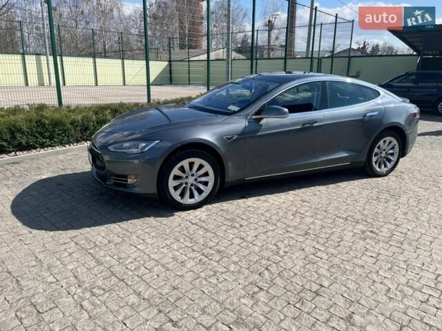 Серый Тесла Модель С, объемом двигателя 0 л и пробегом 365 тыс. км за 11450 $, фото 1 на Automoto.ua