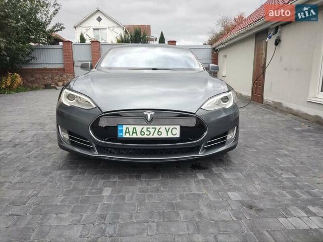 Сірий Тесла Модель С, об'ємом двигуна 0 л та пробігом 247 тис. км за 13500 $, фото 1 на Automoto.ua