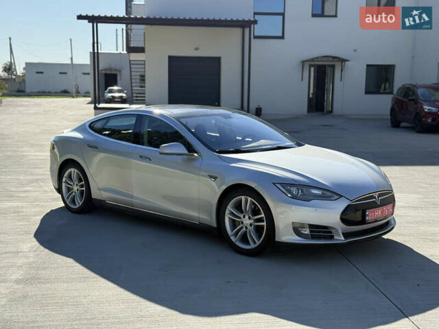 Сірий Тесла Модель С, об'ємом двигуна 0 л та пробігом 220 тис. км за 12200 $, фото 1 на Automoto.ua