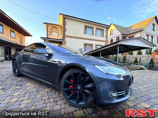 Серый Тесла Модель С, объемом двигателя 0.57 л и пробегом 138 тыс. км за 16400 $, фото 1 на Automoto.ua