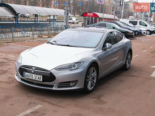 Сірий Тесла Модель С, об'ємом двигуна 0 л та пробігом 185 тис. км за 12500 $, фото 1 на Automoto.ua